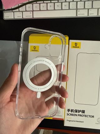 Funda y Protector Pantalla x2 iPhone 16 Baseus