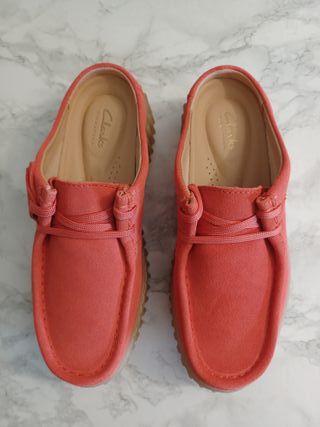 Clarks Torhill Mule Zuecos Coral Suede