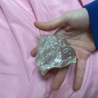 Piedra de cuarzo rosa natural