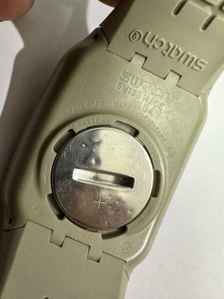 Reloj Swatch Táctil SUVT100 Earth Zero