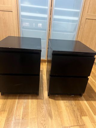 2 Mesitas  de noche MALM Ikea 2 cajones