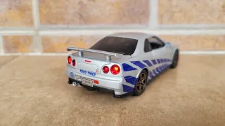 Nissan GTR R34 Skyline a escala