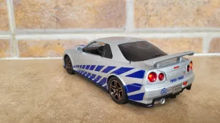 Nissan GTR R34 Skyline a escala
