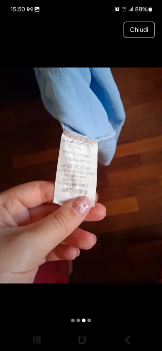 Vestito azzurro con volant