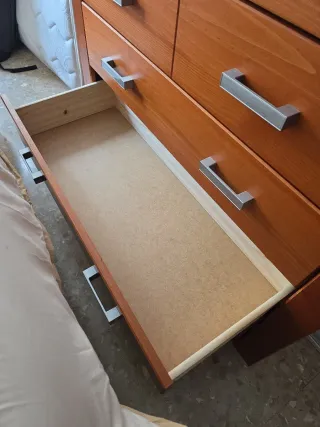 Cómoda Moblit 4 cajones madera maciza