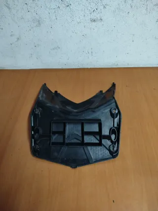 Tapa Batería Sym Jet 125 (2018)