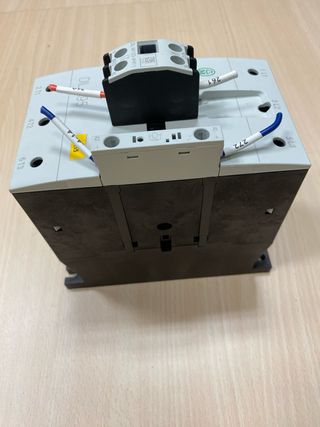 Contactor Eaton Moeller DILM95 3 polos