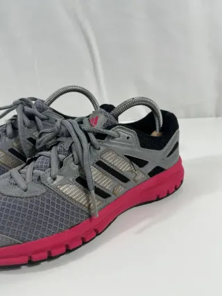 Zapatillas Adidas Grises y Rosas