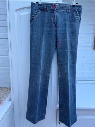 Pantalón vaquero Alba Conde