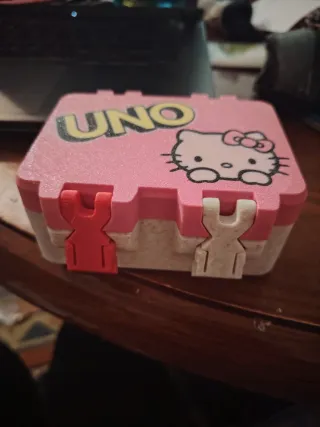 Caja UNO Hello Kitty 3D