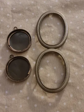 2 medallones antiguos de plata