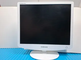 Monitor Samsung SyncMaster 932s Blanco