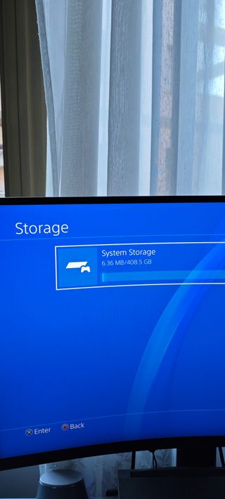 PS4 Slim 500GB + FIFA 20