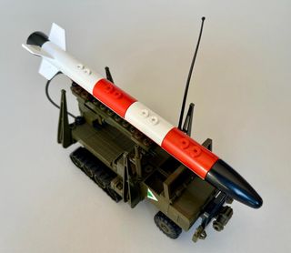 Tente Camión Lanzamisiles Semioruga