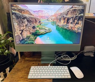 Apple iMac Ordenador de Mesa Verde y Blanco