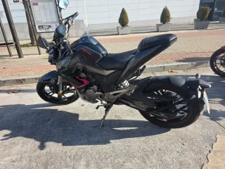 Moto Naked zontes u125