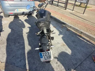 Moto Naked zontes u125