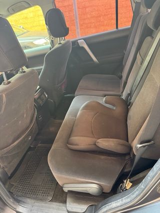 Toyota Land Cruiser 150 2015