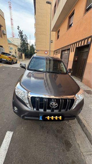 Toyota Land Cruiser 150 2015