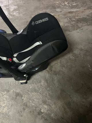 Maxi-Cosi Cuco 20 euro adaptadores aparte 13 euros