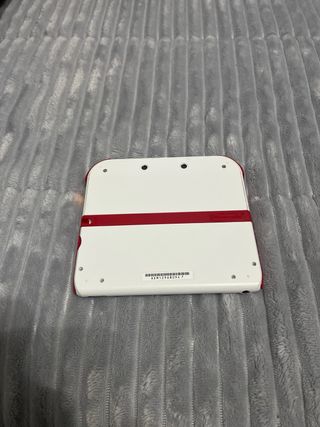 Nintendo 2DS Bianca e Rossa