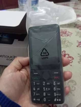 TCL 4042S Teléfono Móvil para Mayores Modelo TCL