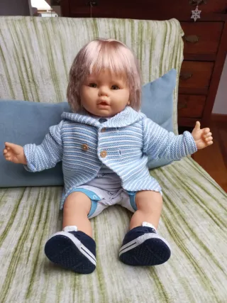 Bambola grande vintage, realistica, morbida.63 cm