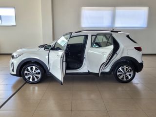 KIA Stonic 1.0 TGDi 100CV MHEV MT Drive