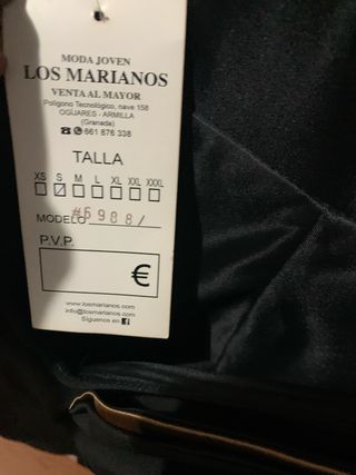 Vestido negro manga encaje