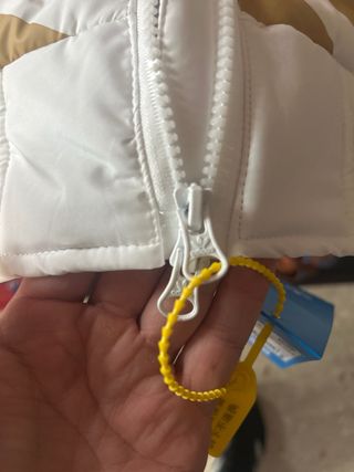 Chaqueta Adidas Blanca y Dorada