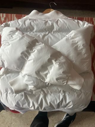 Chaqueta Adidas Blanca y Dorada