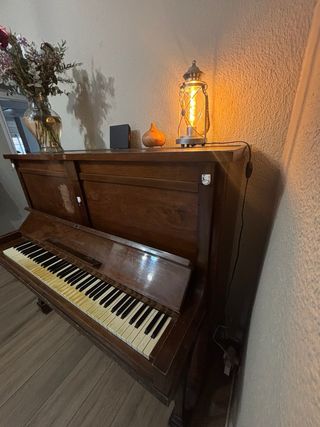 Piano Vertical Antiguo EXPIMPORT Madera Maciza