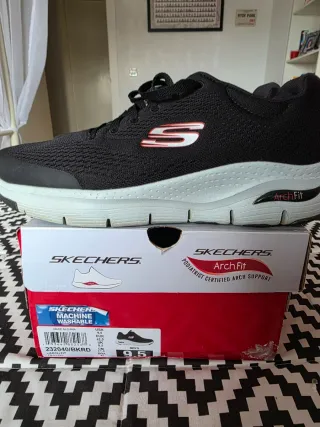 Zapatillas Skechers ArchFit Negras