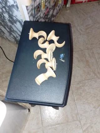 Supporti per tende in legno