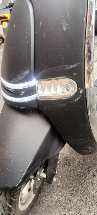 Moto Eléctrica Efun Pusa 90