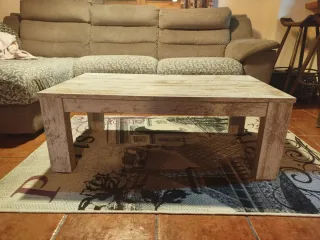 Mueble de salón con vitrina y cajones