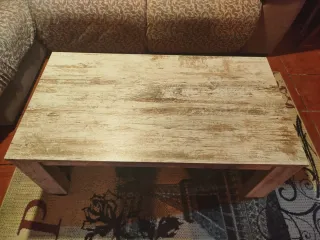 Mueble de salón con vitrina y cajones