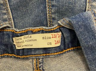 Lote Ropa: 3 Vaqueros, 1 Pantalón, 1 Cazadora