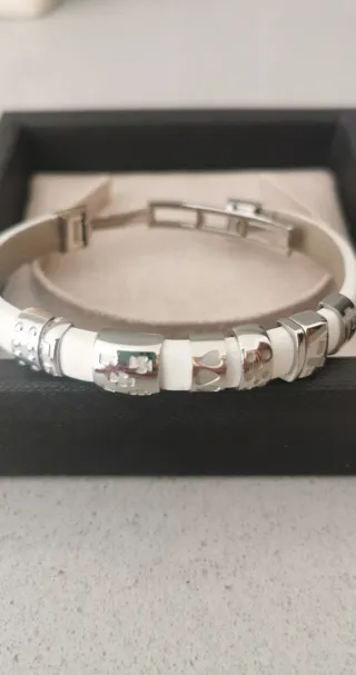 Pulsera Lotus Plata y Blanco