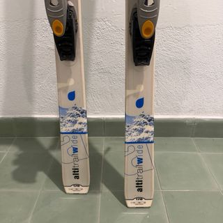 Skis Dynastar travesía con pieles y cuchillas