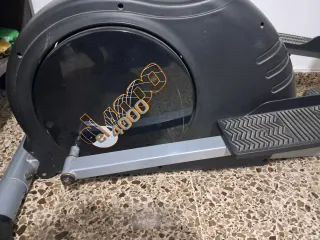 Bicicleta Elíptica con Pantalla Digital