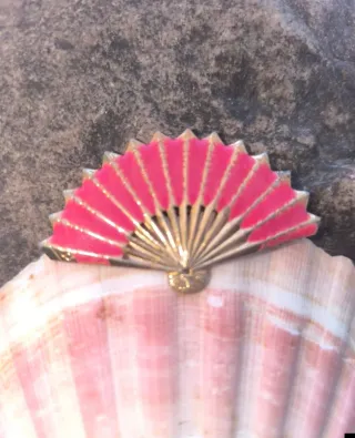 Broche abanico dorado y rosa