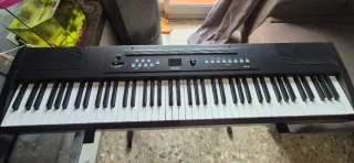 Piano Ringway en muy buen estado