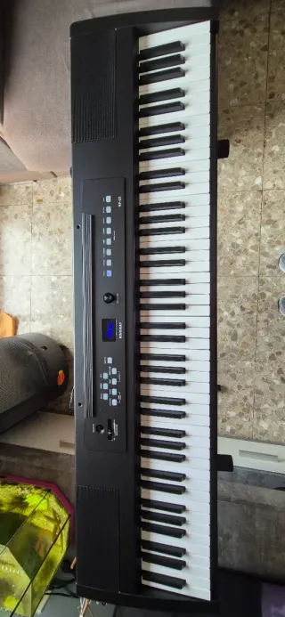 Piano Ringway en muy buen estado