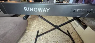Piano Ringway en muy buen estado