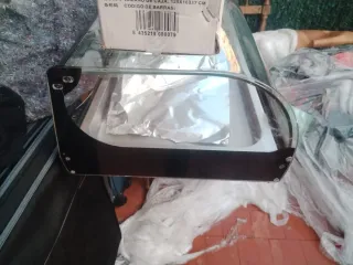 Vitrina expositora cristal y metal