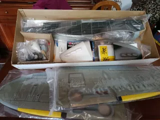 Aviones RC Spitfire y Zagui Ala Volante