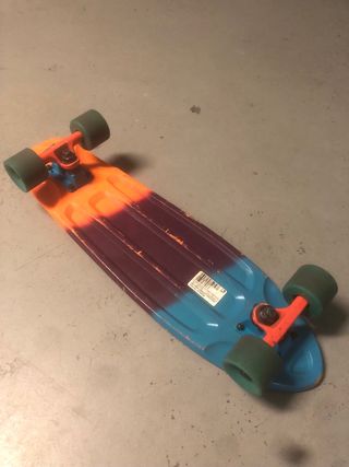 Skate de colores para calle