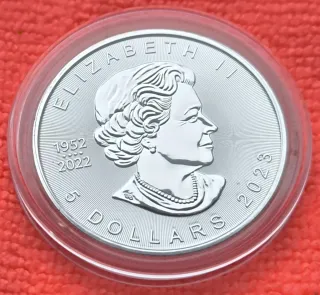Onza Plata Maple Leaf Canadá 9999 de 2023