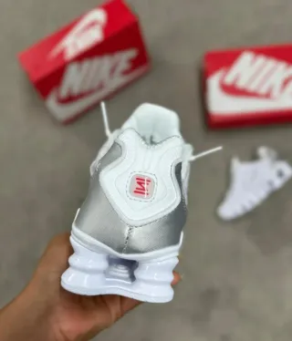 Nike Shox TL Blancas Plata Nuevas